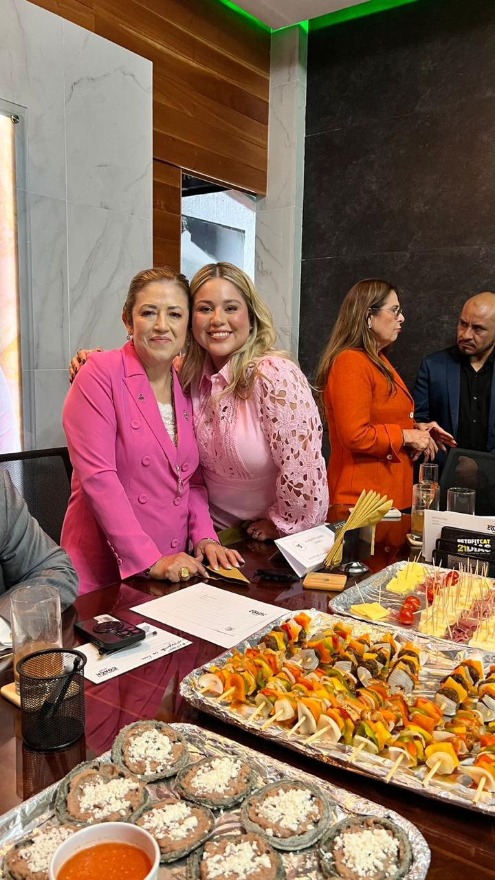 Jackie Jaimes con su familia